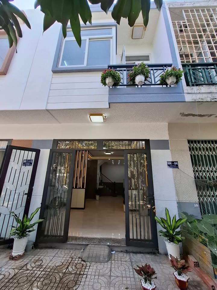 Nhà 2 Tầng KDC Trần Anh, Mỹ Hạnh 40m² giá 1.02 tỷ - Tiện kinh doanh ngay!