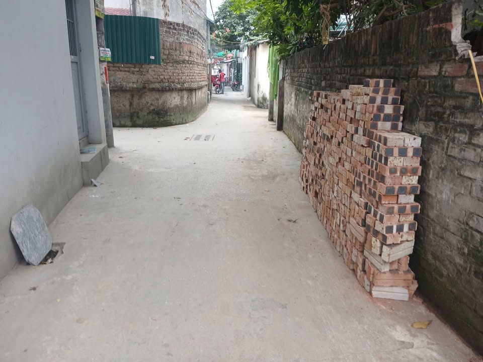 Nhà phố Lĩnh Nam 35m² giá 7.3 tỷ - Chính chủ bán gấp!