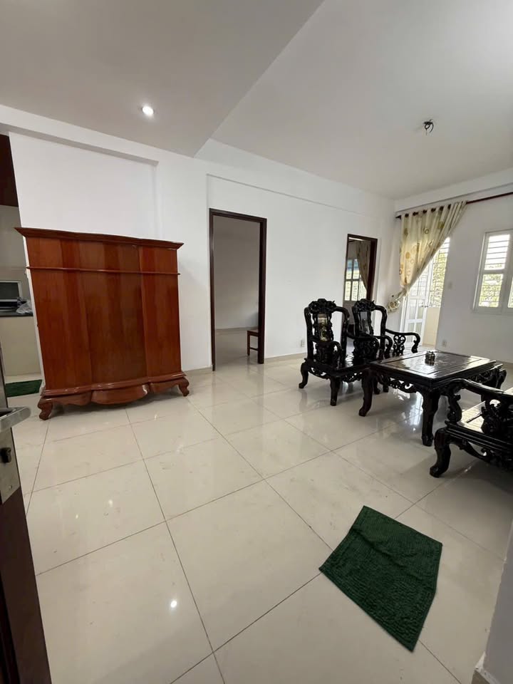 Chung cư cho thuê Quận 11 72m² giá 11 triệu - Nội thất đầy đủ, gần Đầm Sen!