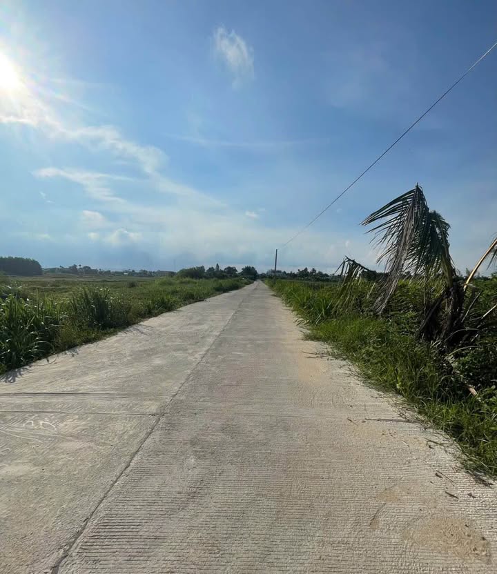 Đất nền Tịnh Phong 120m² giá chỉ 600 triệu - Đường lớn xe tải vào tận nơi!