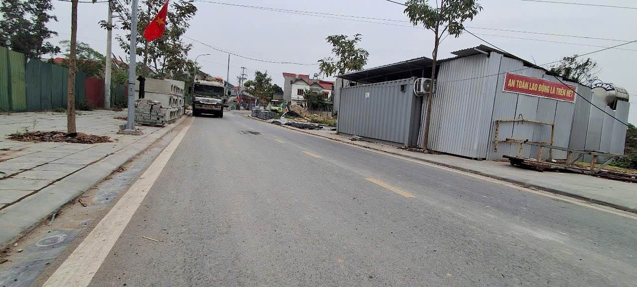 Đất nền Xã Việt Hùng, Huyện Đông Anh 40m² giá chỉ 3 tỷ - Sổ đỏ chính chủ, đầu tư sinh lời!