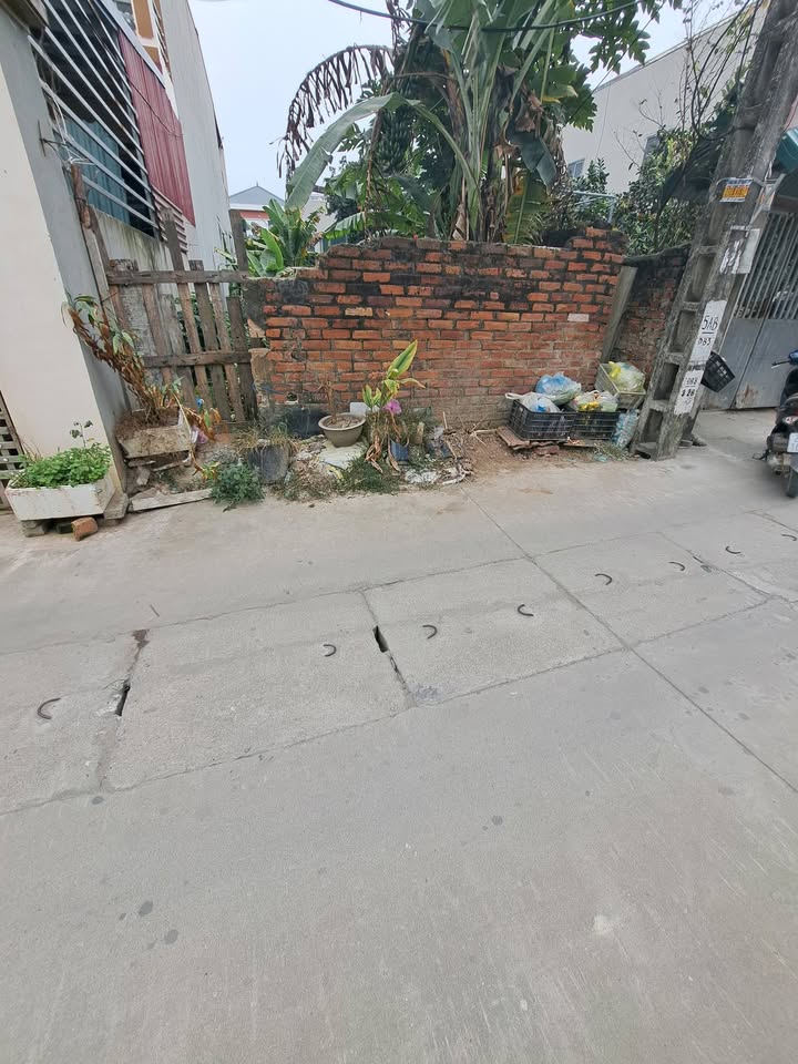 Nhà riêng Quang Minh Mê Linh 50m² giá 2 tỷ - Ô tô vào tận nhà!
