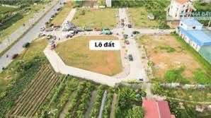 Lô đất Yên Vinh 100m² giá 7 tỷ - Cơ hội đầu tư sinh lời!