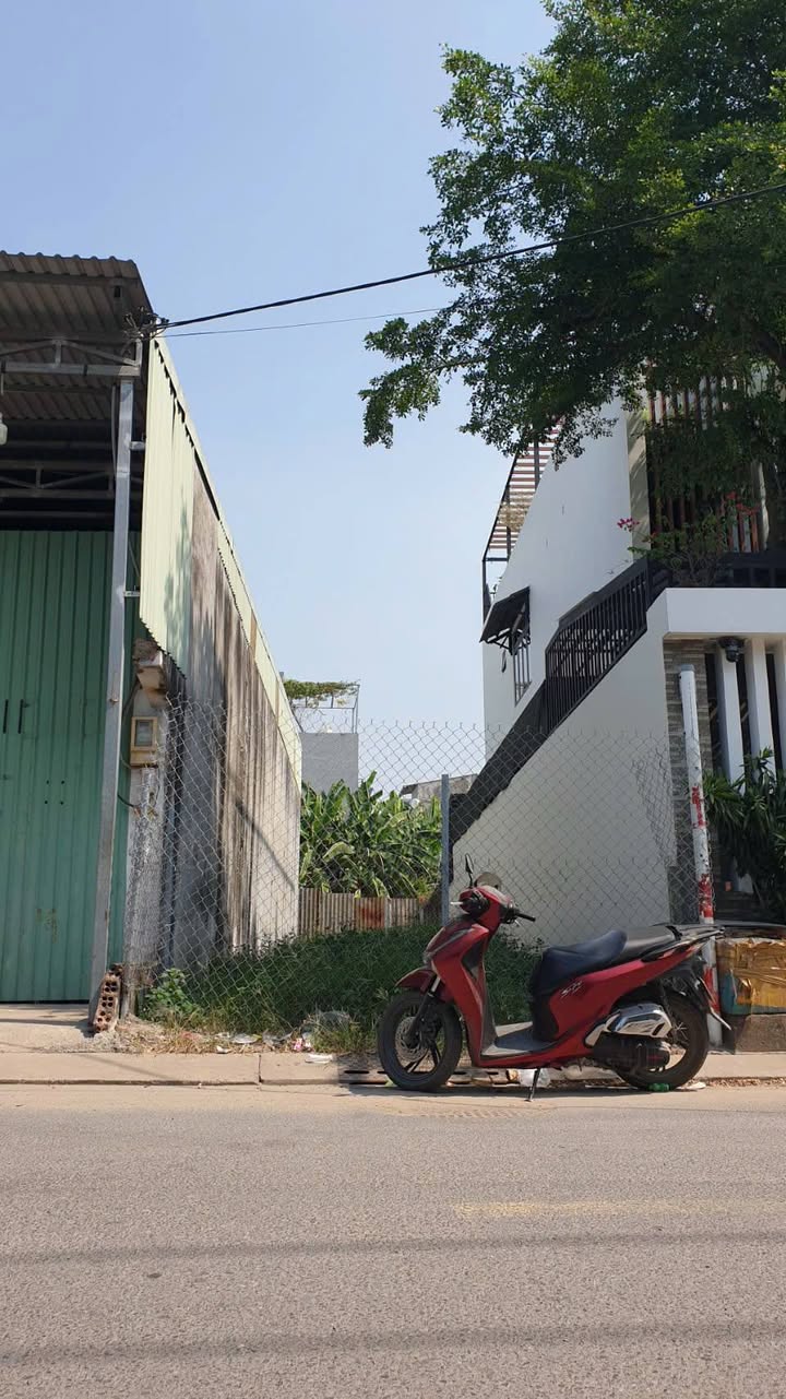 Đất nền Quận 12 108m² giá 5.3 tỷ - Sổ hồng chính chủ, vị trí đắc địa!