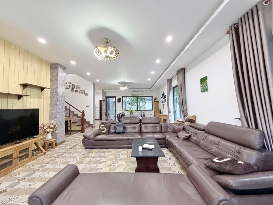 Cho thuê nhà phố lô góc KĐT Mỹ Gia 200m² giá 30 triệu/tháng - Sân vườn thoáng đãng