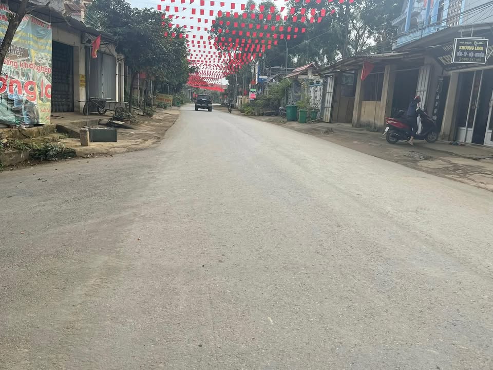 Nhà đất Cẩm Thành, Cẩm Thủy 192m² giá 1 tỷ - Đường rộng, dân cư đông đúc!