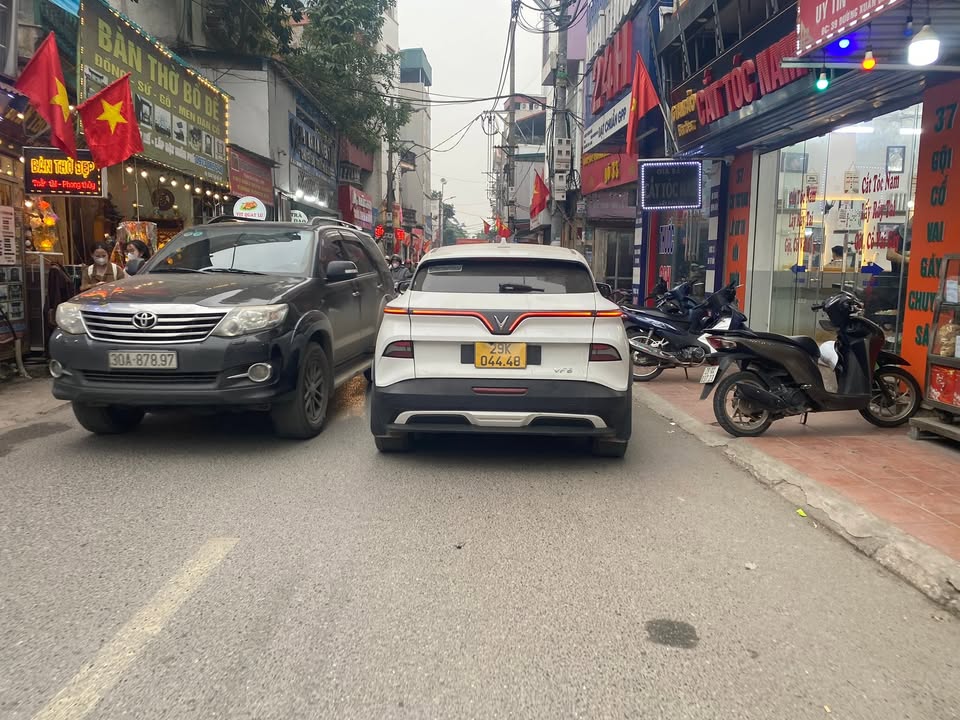 Đất nền phố Xuân Đỉnh 99m² giá thỏa thuận - Ô tô tránh, sổ đỏ chính chủ!