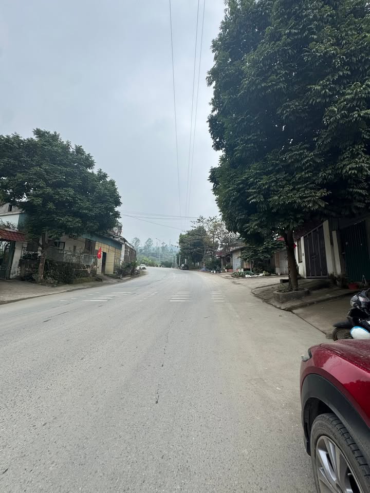 Nhà phố tại Phường Tân Hòa, Hòa Bình 75m² giá 1.2 tỷ - Nằm cạnh trường cấp 3 Dân tộc nội trú!