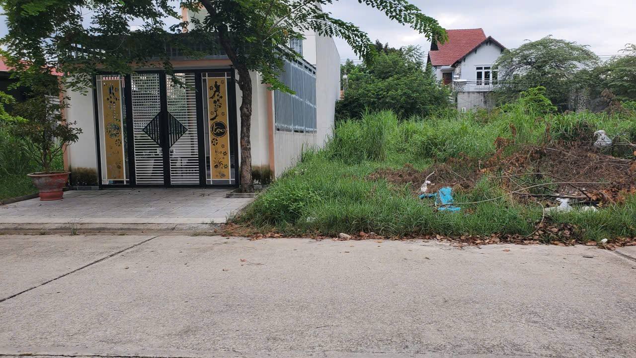 Đất nền Bến Cát 150m² giá 2.15 tỷ - Chính chủ bán nhanh!