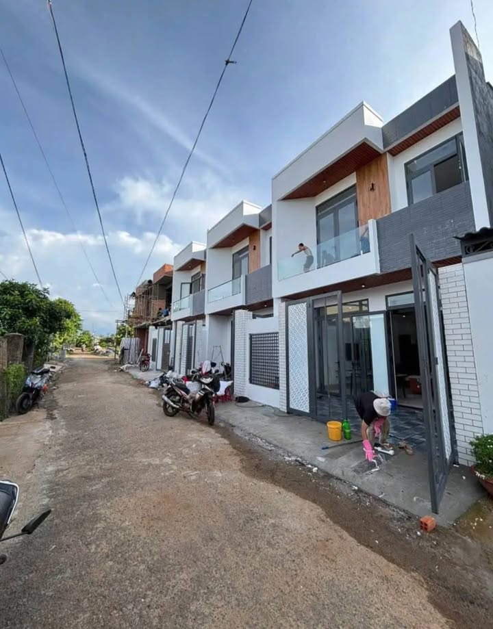 Nhà cho thuê tại Hẻm Ywang, Phường Eakao, 3PN - Nội thất đầy đủ, giá 6.5 triệu