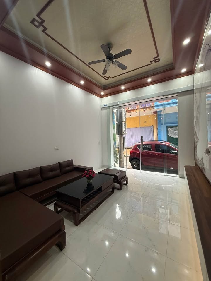 Nhà 2 tầng Phường Nam Bình, 61.8m² giá thỏa thuận - Vị trí đắc địa gần Nguyễn Huệ!