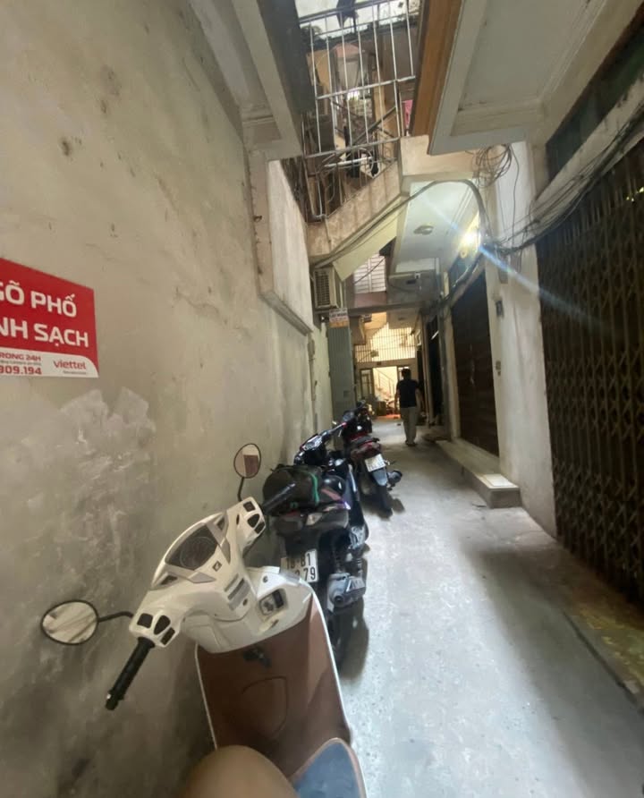 Nhà 6 tầng thang máy tại Bắc Từ Liêm, 56m² giá 13.78 tỷ - Bán gấp vì cần tiền!