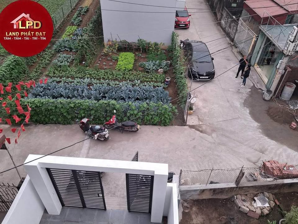 Nhà 3 tầng ngõ 914 Nguyễn Công Trứ, Ninh Sơn 84,2m² - Ô tô vào tận sân!