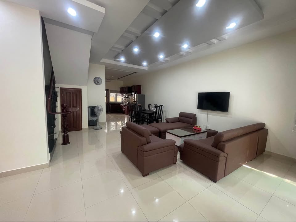 Nhà phố Ecolakes Bến Cát 4PN giá thỏa thuận - Nhà như mới sẵn sàng cho thuê!