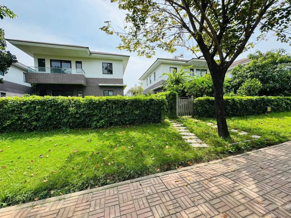 Biệt thự Valora Kikyo Quận 9 261,7m² giá 28 tỷ - Chính chủ bán gấp!