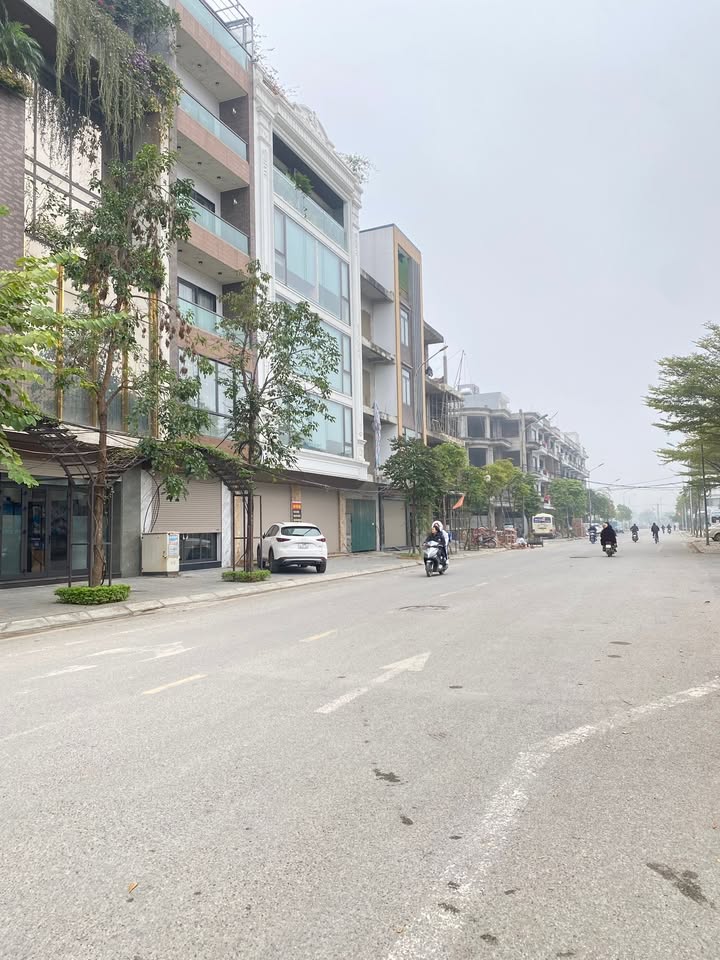 Nhà 4 tầng Cổ Dương Đông Anh 42m² giá 4 tỷ - Đầu tư sinh lời ngay!