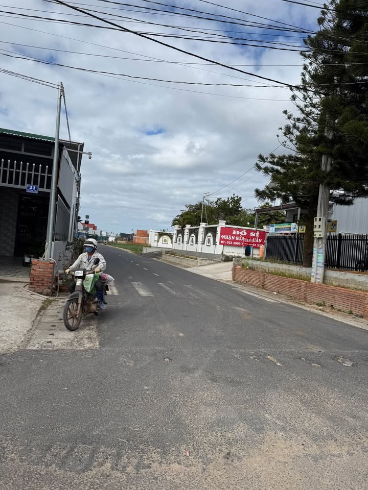 Đất thổ cư mặt tiền đường Lê Thị Hồng Gấm, 171m², giá 1.79 tỷ - Cơ hội đầu tư tuyệt vời!