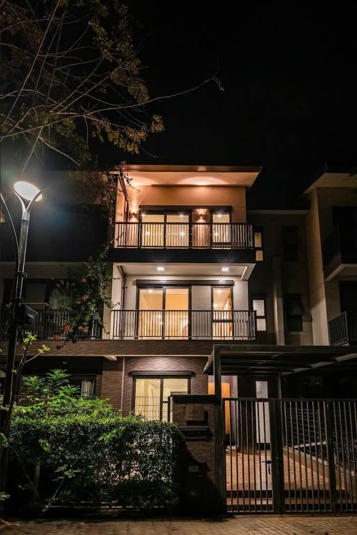 Nhà phố vườn Waterpoint Bến Lức 3PN giá 20 triệu - Sẵn sàng vào ở ngay!