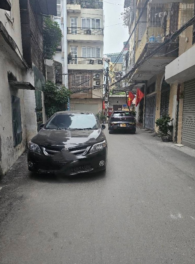 Nhà 5 tầng gần Time City, 50m², giá 8 tỷ - Sổ đỏ chính chủ!