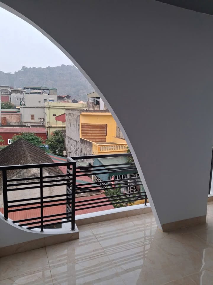 Nhà riêng 3 tầng đường Nam Bình 74.3m² giá 4 tỷ - Ô tô đỗ cửa