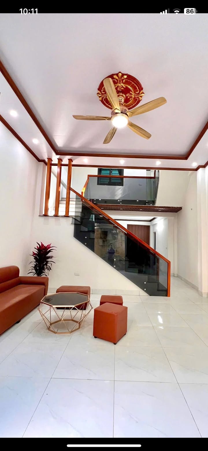 Nhà đẹp 3 tầng tại Phường Đông Hải 65m² giá 20 tỷ - Thiết kế hợp lý, tiện ích đầy đủ!