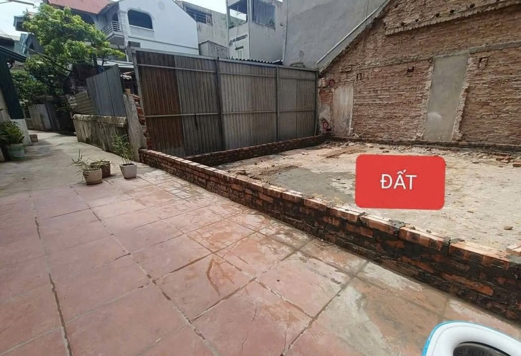 Đất Ngọc Trì Thạch Bàn 50m² giá 60 tỷ - Sổ đỏ chính chủ, giao ngay!