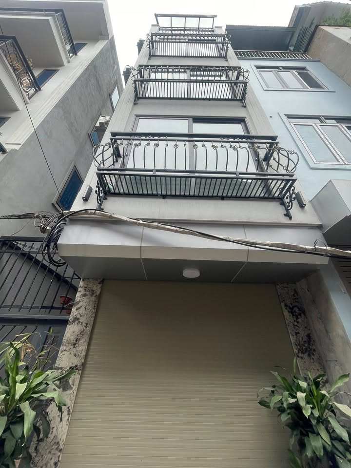 Nhà Hữu Hòa, Thanh Trì 41m² giá 8 tỷ - Ô tô cách nhà 5m