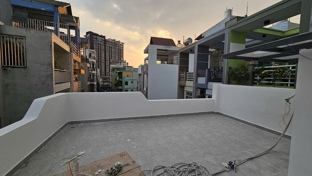 Nhà mặt tiền kinh doanh Khánh Hội, Quận 4, 36m² giá 9.3 tỷ - Sổ hồng riêng!