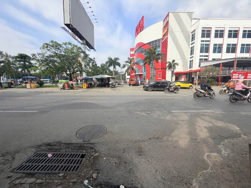 Đất kiệt ô tô Bà Triệu, TP Huế 150m² giá 7.5 tỷ - Cơ hội đầu tư bền vững!