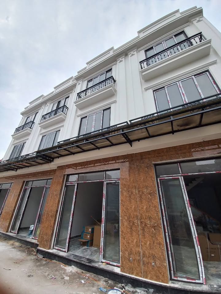 Nhà phố 3 tầng tổ 7, phường Lê Lợi, Hải Phòng 40m² - Đầy đủ tiện ích, giá chỉ 2.3 tỷ!