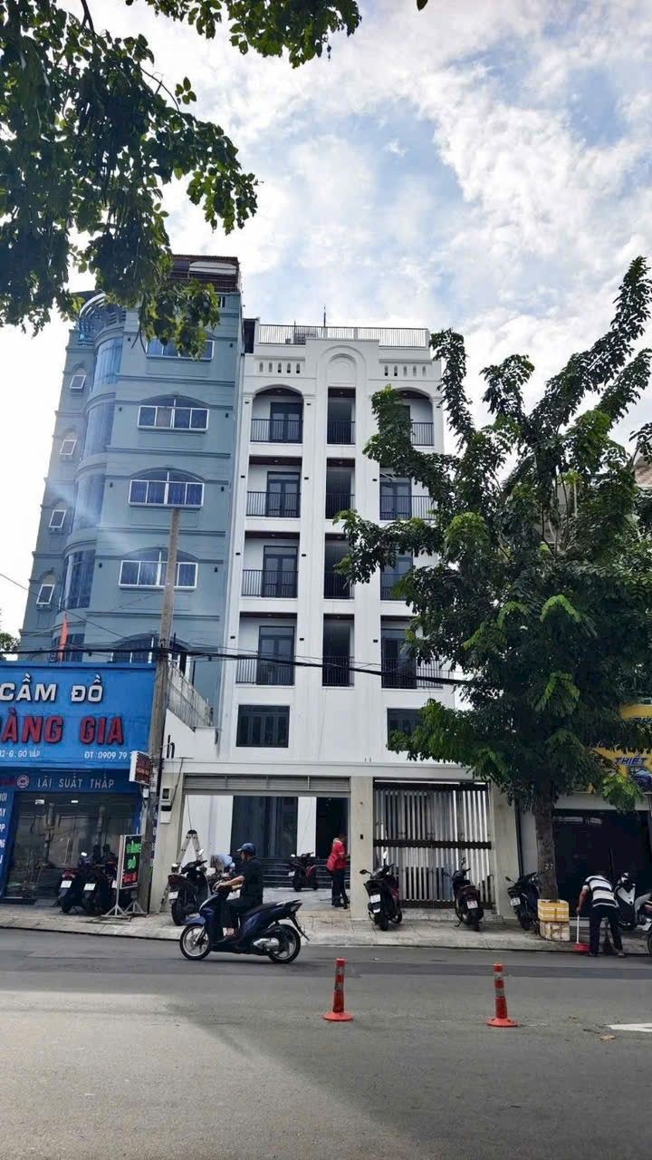 Tòa CHDV mặt tiền Đường Tân Sơn, Gò Vấp - Diện tích 275m², đầu tư sinh lời cao!