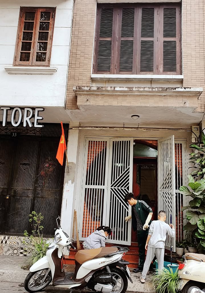 Nhà mặt ngõ Nguyễn Tri Phương, quận Ba Đình, 40m², cho thuê ngay 30 triệu/tháng!