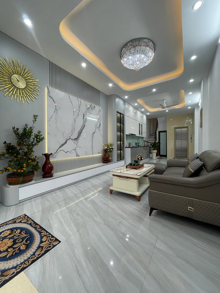 Nhà phố Trương Định, Hai Bà Trưng 48m² giá 13 tỷ - Đẳng cấp hiện đại, ô tô tránh