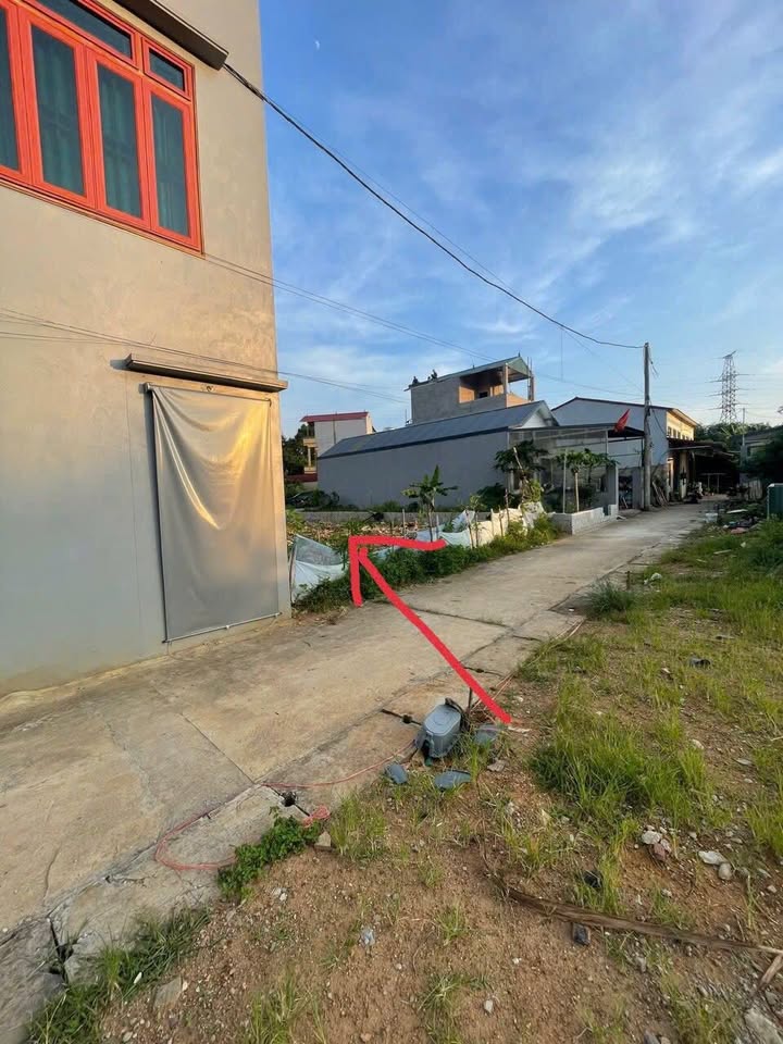 Đất nền thôn Hoàng Tâm - 50m² giá 700 triệu - Vị trí đẹp, thuận tiện giao thông!