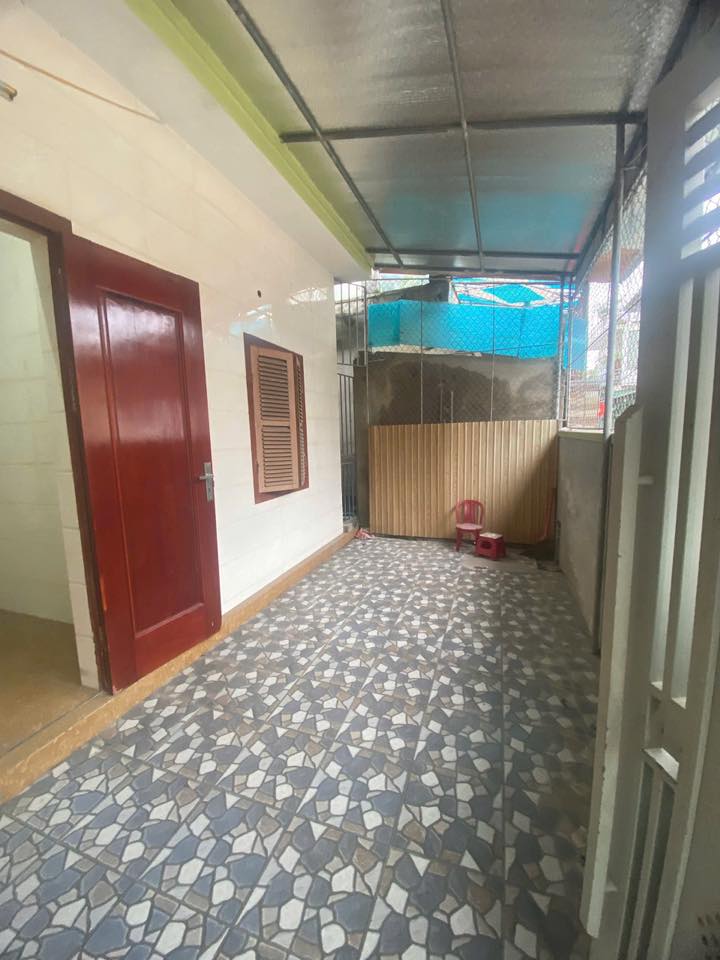 Nhà mái bằng Khối Vĩnh Lạc, Đông Vĩnh 140m² giá 5.2 tỷ - Vị trí đắc địa thuận tiện giao thông!