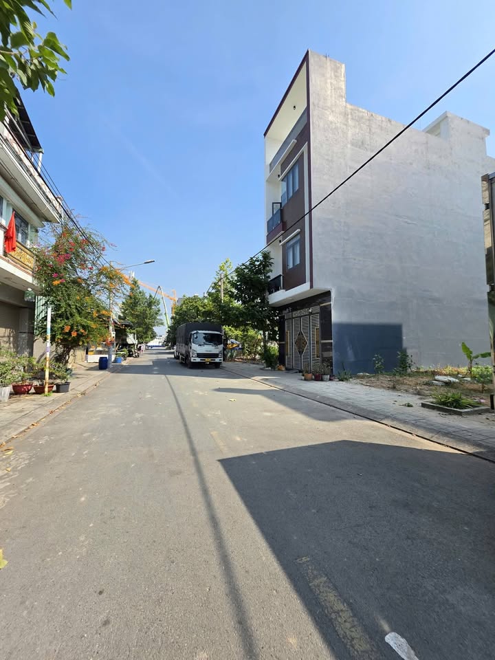 Đất thổ cư 80m² tại Thuận Giao, Bình Dương - Sổ hồng riêng, giá 3.85 tỷ - Đầu tư thông minh!