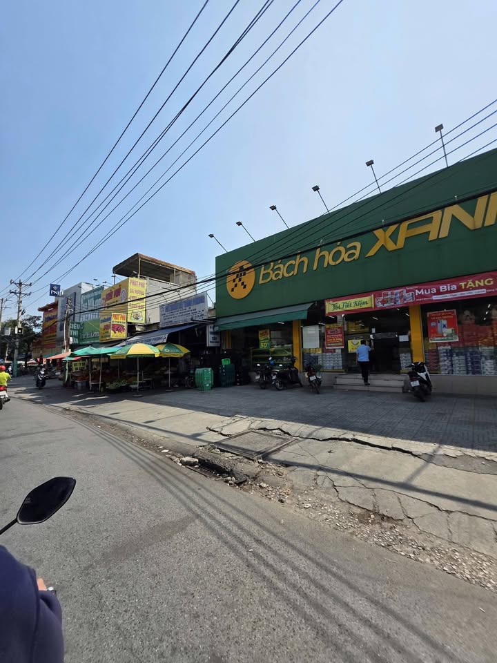 Nhà mặt tiền đường Nguyễn Trãi Dĩ An 131,73m² giá 12 tỷ - Cơ hội đầu tư sinh lời!