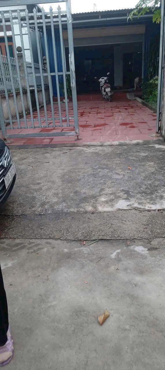 Nhà cấp 4 tại Phường Yên Phụ, Tây Hồ 250m² giá 1.25 tỷ - Chính chủ bán gấp!