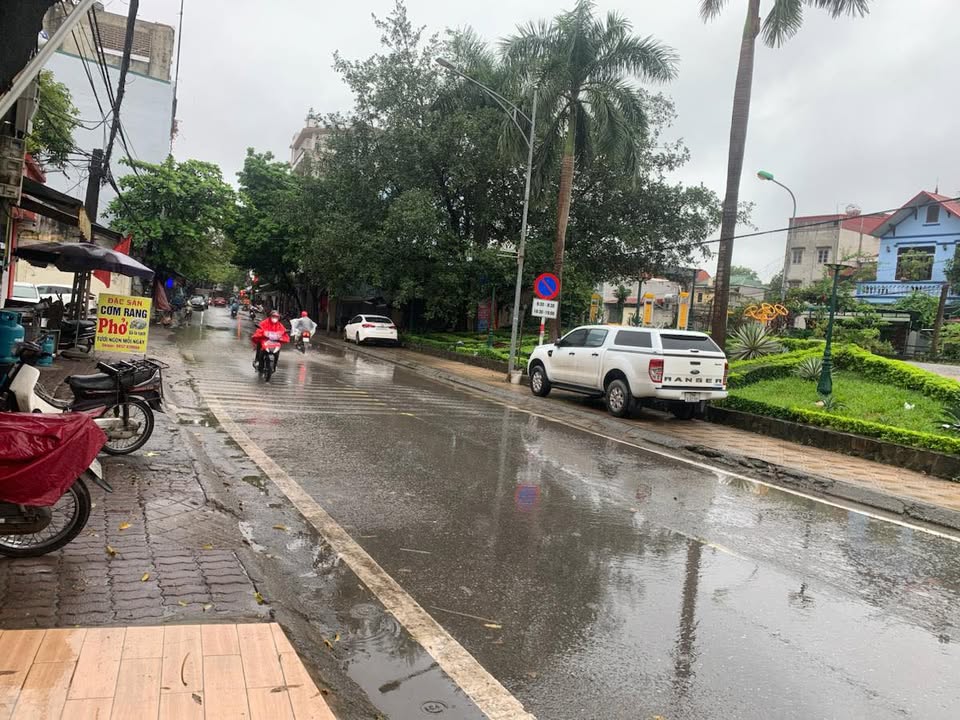 Nhà riêng Đường Nguyễn Thái Học, Đan Phượng 91m² giá 12.5 tỷ - Sẵn sàng vào ở ngay!