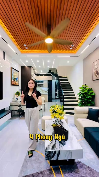 Nhà 3 tầng Ông Ích Khiêm 200m² giá thỏa thuận - Vị trí đắc địa gần biển