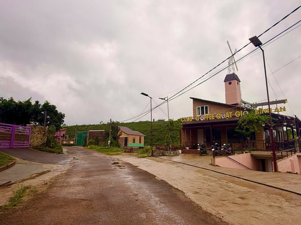 Nhà vườn Phường 2 Bảo Lộc 400m² giá 3.75 tỷ - Kinh doanh ngay không cần sửa chữa!