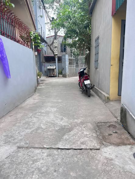 Nhà riêng Thôn 3 Vạn Phúc 40m² giá 4.3 tỷ - Ô tô đỗ cửa ngay!