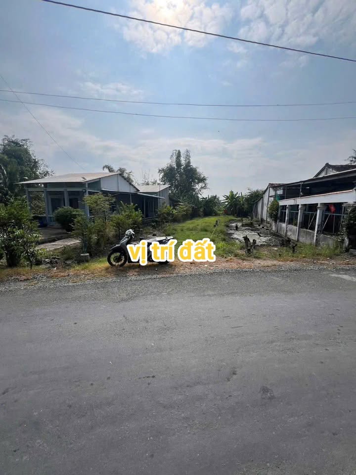 Đất nền xã Mỹ Lộc - Cần Giuộc 210m² giá 2.05 tỷ - Pháp lý rõ ràng!