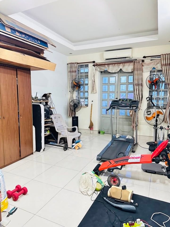 Nhà mặt tiền kinh doanh Thoại Ngọc Hầu, Quận Tân Phú, 120m² - Đầu tư sinh lời ngay!