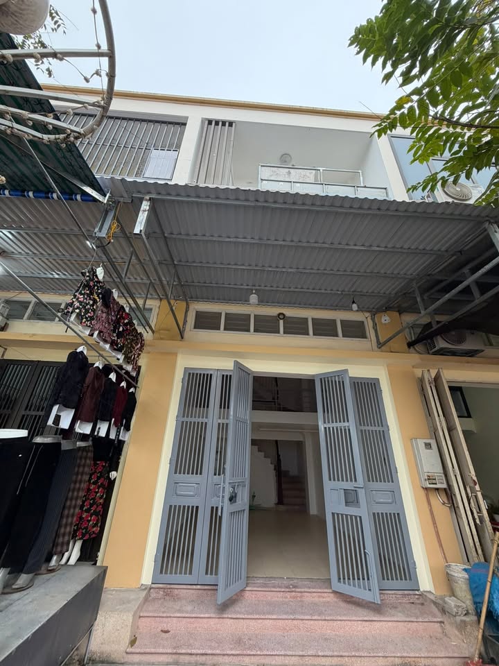 Nhà 2 tầng mặt phố đi bộ Hòa Mạc - Thích hợp kinh doanh, giá thỏa thuận