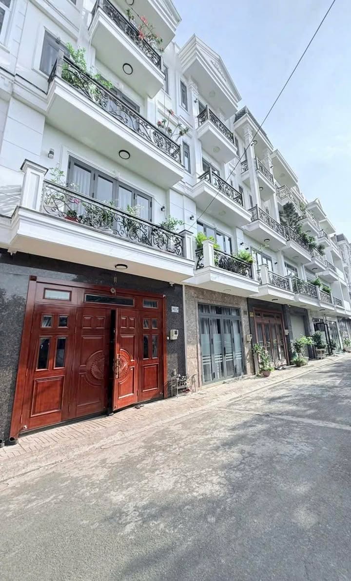 Nhà hẻm xe hơi Đường Lê Trọng Tấn, Tân Phú, 58m² giá 8.25 tỷ - Đầu tư sinh lời ngay!