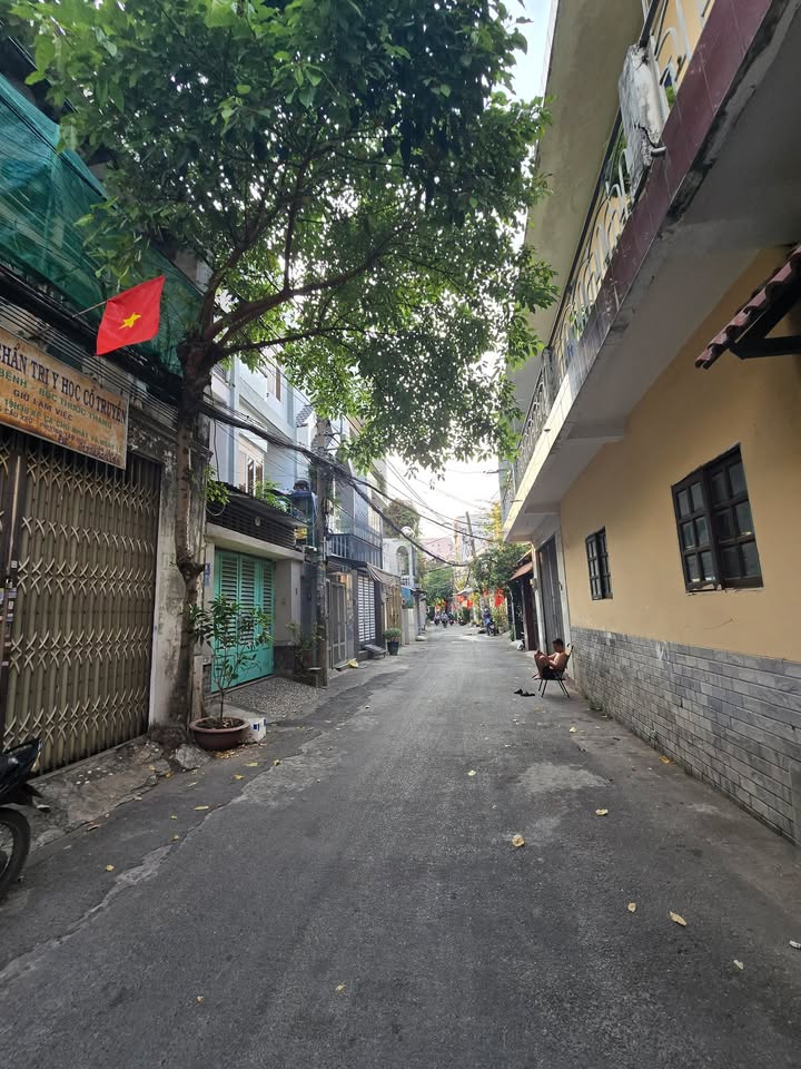 Nhà riêng Quận Tân Bình 64m² giá 6 tỷ - Vị trí trung tâm, hẻm thông thoáng!