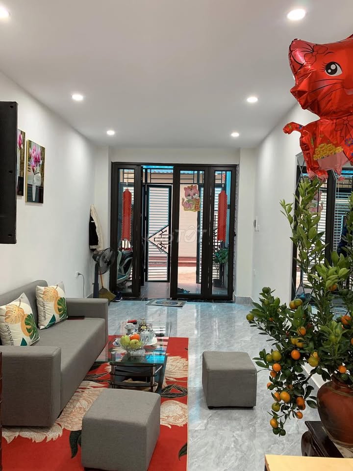 Nhà đẹp hiện đại 5 tầng Trần Khát Chân 30m² giá 8 tỷ - Sẵn sàng vào ở!