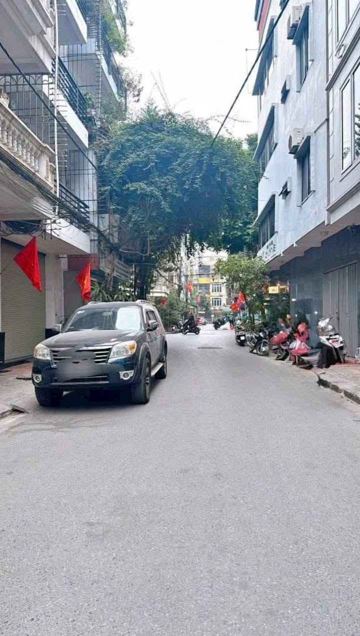 Nhà riêng Cổ Nhuế 47m² giá 7 tỷ - Sổ hồng chính chủ, ô tô đỗ cửa!