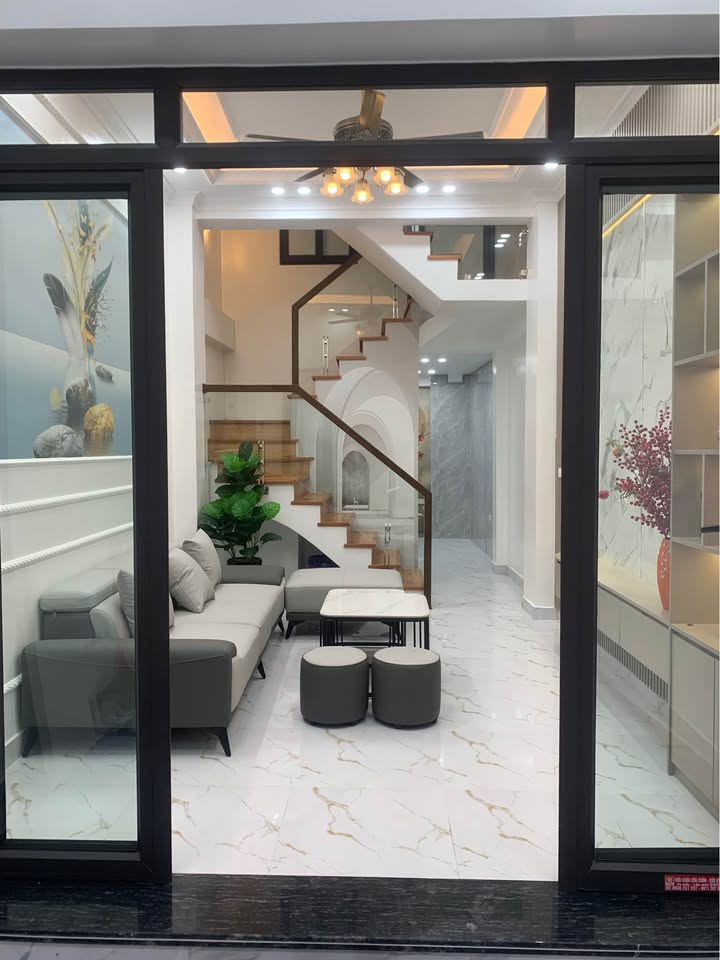 Nhà đẹp Hoàng Quý, Hải Phòng 40m² giá 3,39 tỷ - Vào ở ngay!